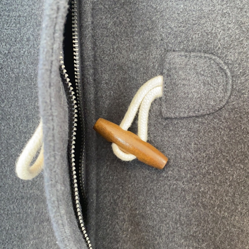 Coat - Picture 3 of 4